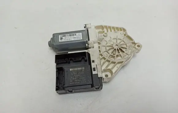 Seat Altea XL Front door window regulator motor 5P0837401N 1K0959793P