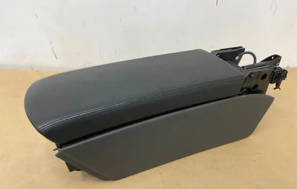 Mercedes-Benz SL R230 Armrest A2306800050 038141001 A2306800450