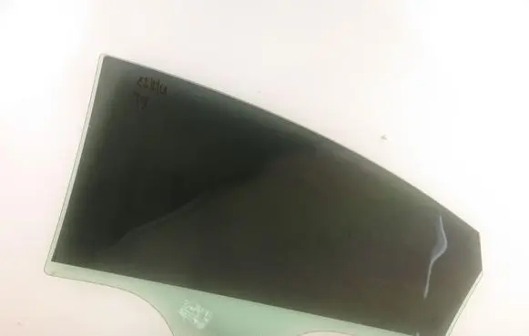 Hyundai Sonata Rear door window glass
