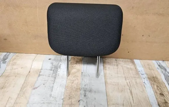 Toyota Corolla Verso AR10 Rear seat headrest 