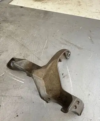 Renault Master III Gearbox mounting bracket 344143806r