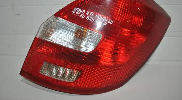 Skoda Fabia Mk2 (5J) Rear/tail lights
