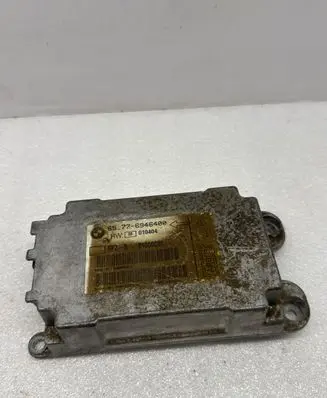 BMW 5 E60 E61 Airbag control unit/module 6946400