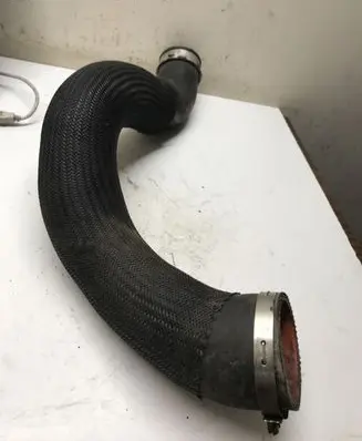 Chrysler 300 - 300C Intercooler hose/pipe 04861689AC