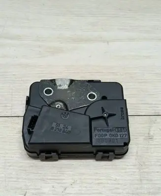 BMW 5 E60 E61 Tailgate/trunk/boot lock/catch/latch F00P0K0177 090901