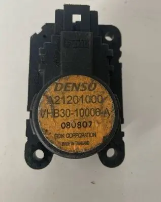 Fiat Linea Central body control module A21201000 080807 THB3010006A