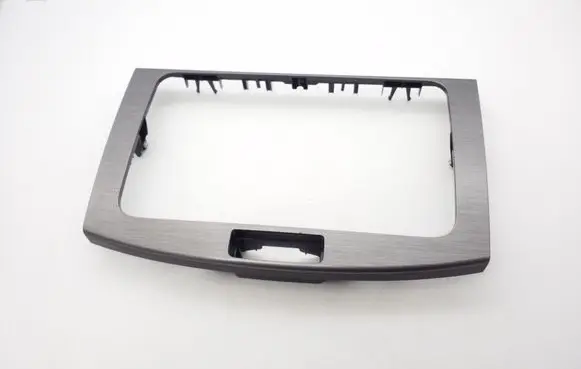 Radio/GPS head unit trim
