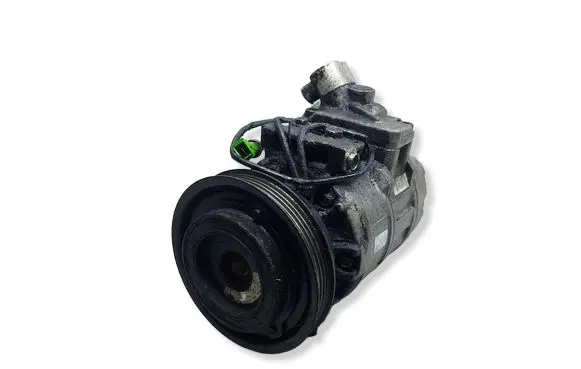 Volkswagen PASSAT B5.5 Air conditioning (A/C) compressor (pump) 8D0260808KASACJA 8D0260808 4472208180