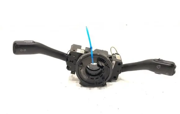 Wiper turn signal indicator stalk/switch