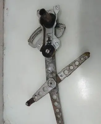 Volvo 940 Rear door manual window regulator 