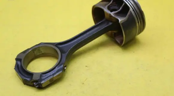 Mercedes-Benz GLE (W166 - C292) Piston with connecting rod