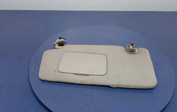 Subaru Legacy Sun visor 