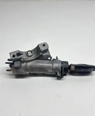 Volkswagen Golf IV Ignition lock 4B0905851C