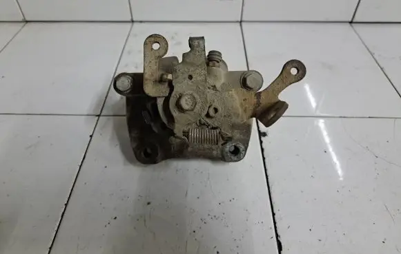 Citroen Berlingo Rear brake caliper