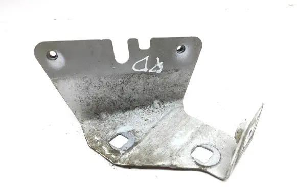 Renault Trafic III (X82) Fender mounting bracket 47903R 9107