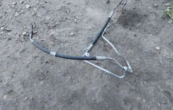 BMW 5 E60 E61 Power steering hose/pipe/line 6761481