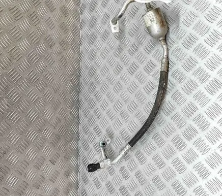 Air conditioning (A/C) pipe/hose