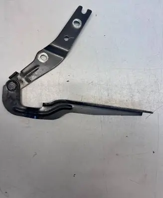 Volkswagen Golf VII Engine bonnet/hood hinges 5G0823301B