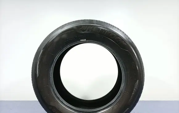 Chevrolet Captiva R17 summer tire 