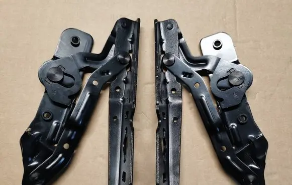 Ford Ecosport Engine bonnet/hood hinges AM51-16801-AH-DAN AM51-16800-AH AM51-16801-AH