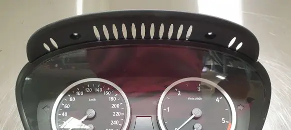 BMW 5 E60 E61 Speedometer (instrument cluster) 62116945634 53020569 6934312