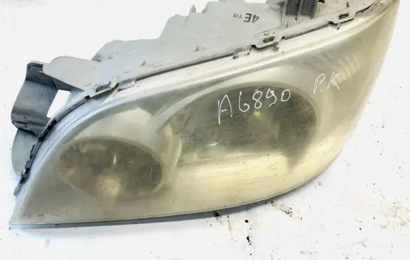 KIA Carnival Headlight/headlamp