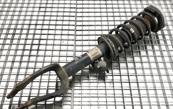 BMW 5 F10 F11 Front shock absorber/damper 6852873