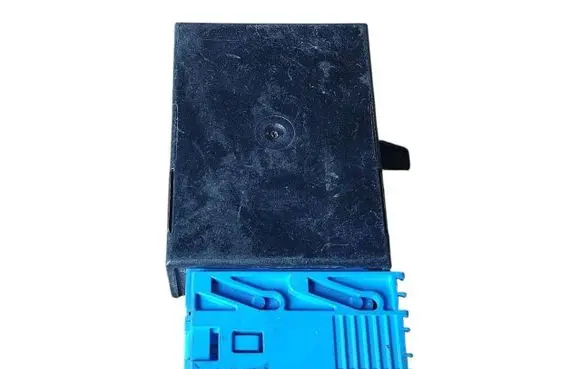 BMW 3 E36 Indicator relay 8357093 61358357093