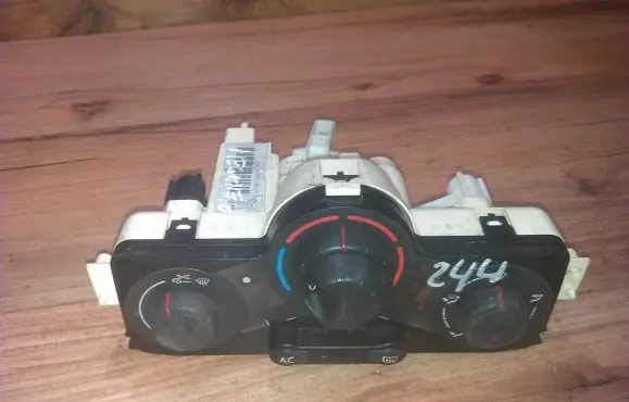 Renault Megane II Climate control unit