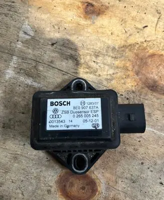 Volkswagen PASSAT B5.5 ESP acceleration yaw rate sensor 8E0907637A 0265005245