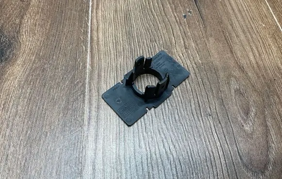 Volvo XC60 Front parking sensor holder (PDC) 31425204