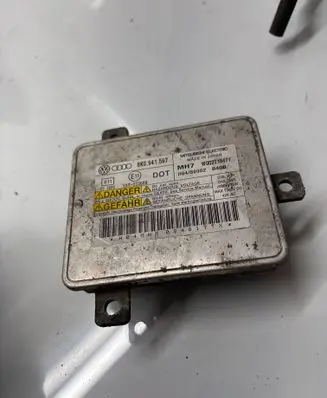 Audi A4 S4 B8 8K Headlight ballast module Xenon 8K0941597 W003T18471 10R023689