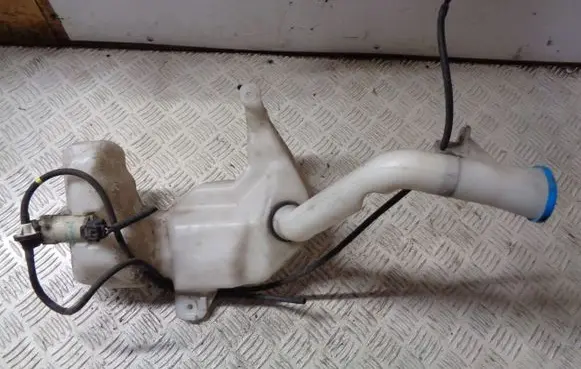 Honda Jazz Windshield washer fluid reservoir/tank