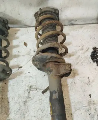 Volkswagen Touran II Front shock absorber/damper