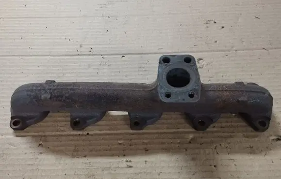 Peugeot 2008 I Exhaust manifold