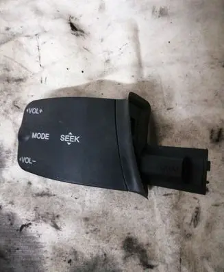 Ford Focus Multifunctional control switch/knob DX1AA