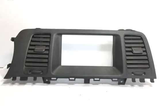 Nissan Murano Z51 Cabin air duct channel 687501AA0A P19650A35000 E8235161100
