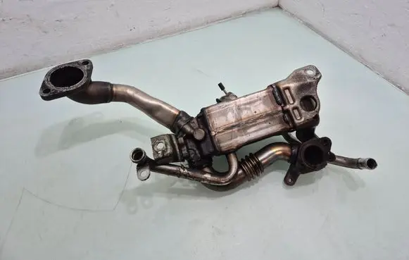Opel Astra J EGR valve cooler 98073074