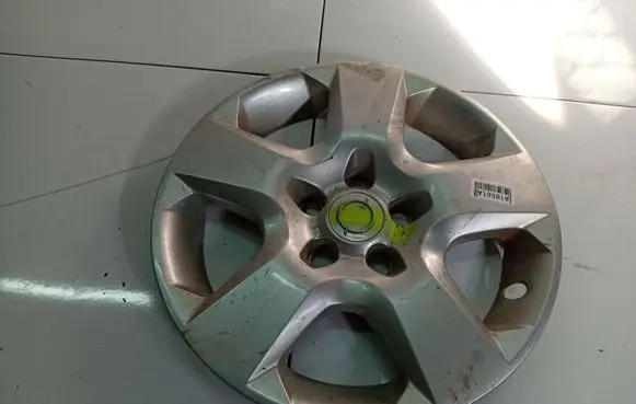 Opel Zafira B R16 wheel hub/cap/trim 13257501