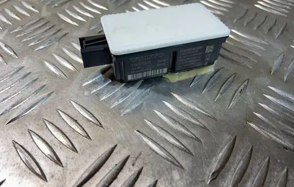 Volvo V40 Keyless (KESSY) go control unit/module 31407099