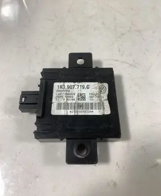 Audi A3 S3 A3 Sportback 8P Alarm control unit/module 1K0907719C