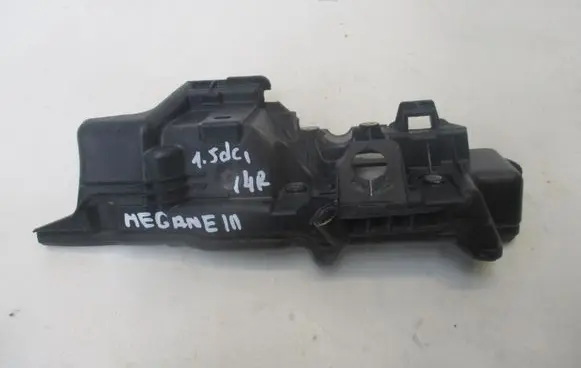 Renault Laguna III Engine cover (trim)