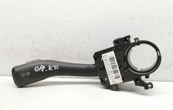 Volkswagen Golf IV Indicator stalk 8L0953513G