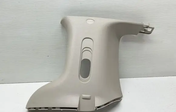 (B) pillar trim (bottom)