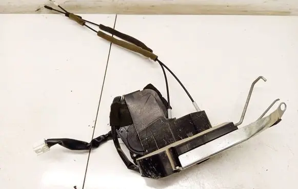 Mazda CX-7 Front door lock 