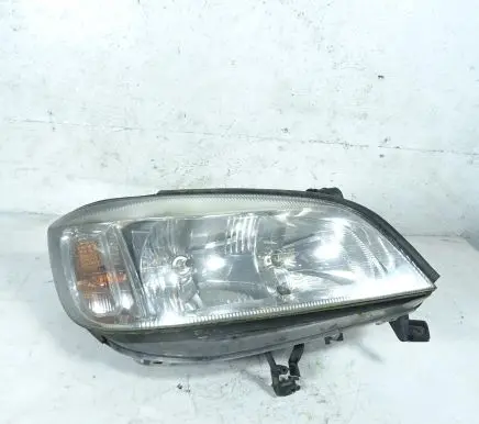Opel Zafira A Headlight/headlamp 90582022
