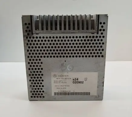 Mercedes-Benz S W221 Sound amplifier A2218206689