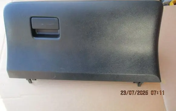 Toyota Yaris Glove box 555500D151