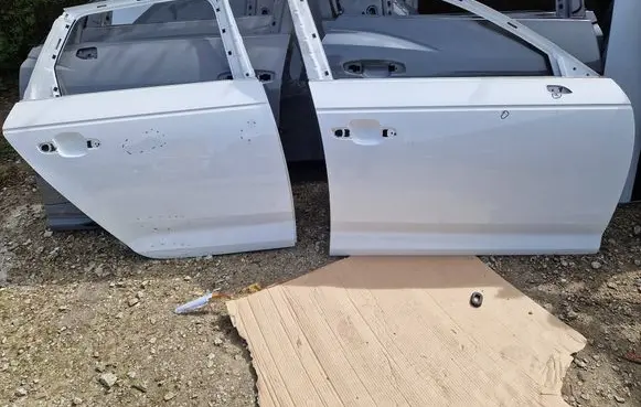 Audi A4 S4 B9 Front door 8W0831052D