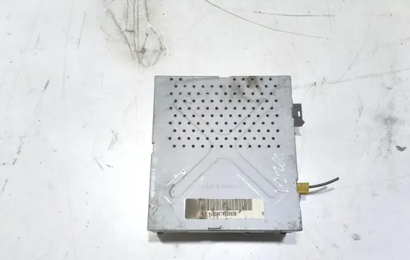 Mercedes-Benz E W211 Sound amplifier A2118274242